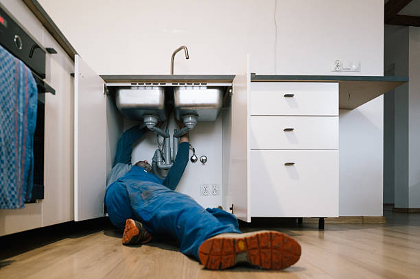 Professional Leak Detection technician working in Vale, OR